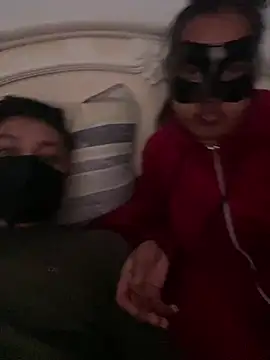 cutequeen11 online show from April 23, 10:01 pm