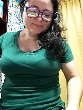 DarkCherry20  online show from April 17, 2:13 am