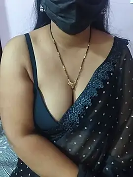 sweetylove01 online show from August 9, 6:22 pm