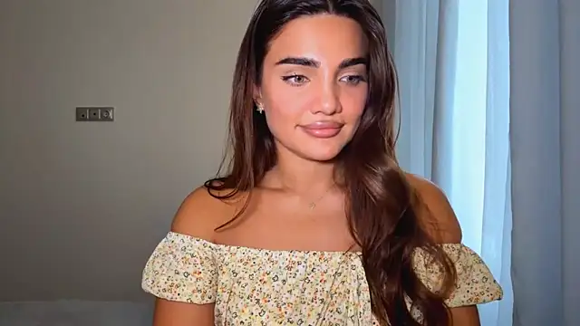 MelindaReny online show from April 20, 1:14 pm