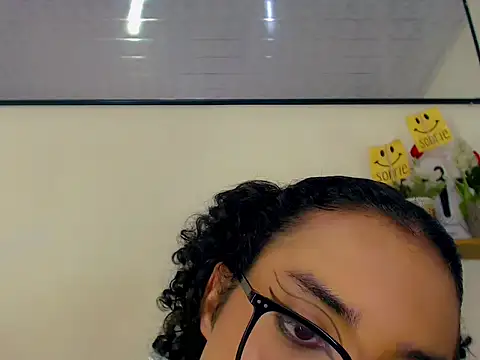 Darianna A online show from May 15, 11:40 pm