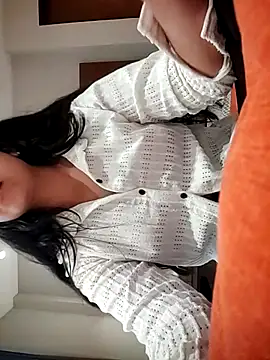 collage girl online show from April 17, 10:39 am