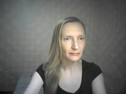 LunaBelle8 online show from May 3, 6:22 pm