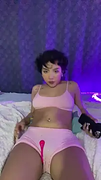 annikaqt online show from April 18, 10:42 pm