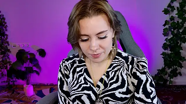 Kumiho 7777 online show from April 23, 8:33 am