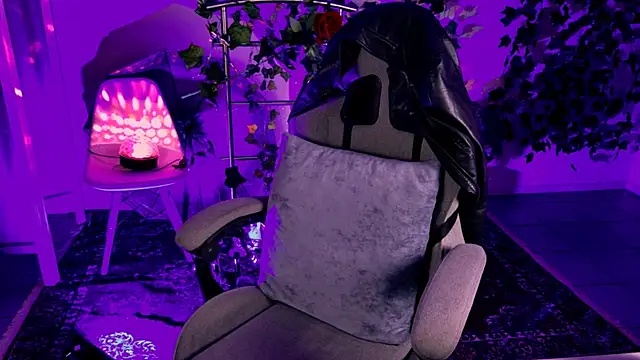 Kumiho 7777 online show from July 26, 10:17 pm