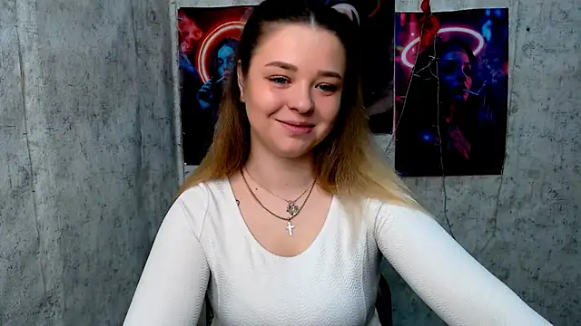 NicoleAura online show from April 24, 6:38 am