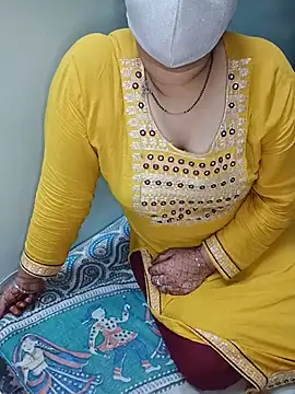 shivanic online show from June 26, 8:10 pm