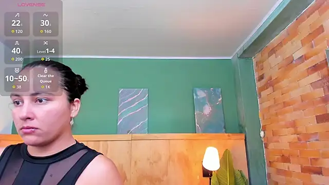 megansumer online show from June 14, 12:05 pm