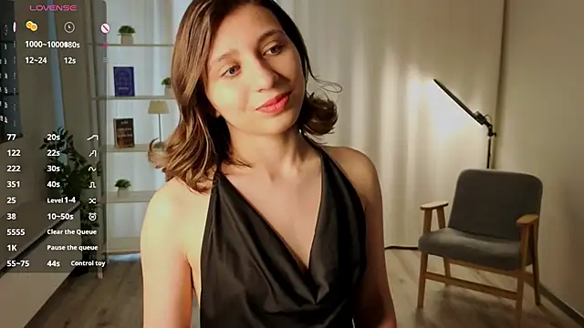 NadiaFabroquez online show from April 24, 11:02 am