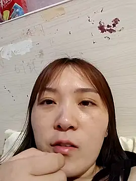 mei114 online show from April 23, 10:44 am