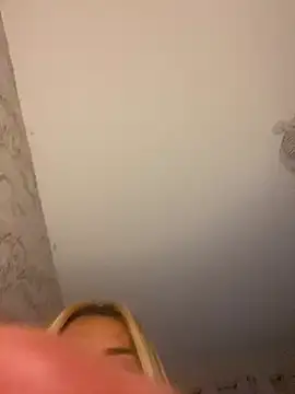Hisnaughtylilthing online show from July 25, 9:44 pm