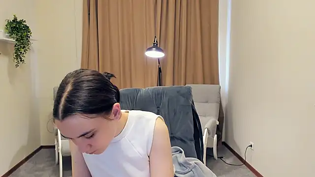 MarianHenaire online show from April 23, 12:29 pm