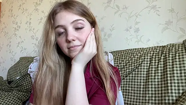 BleatKissX online show from April 23, 7:16 am