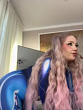 CruelladeVile online show from April 23, 8:11 am