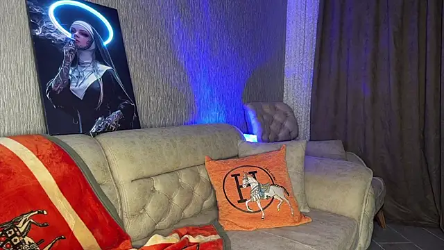 MissJessX online show from July 17, 6:00 pm