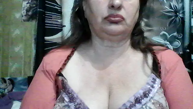 LoaqLovew online show from June 6, 10:54 am
