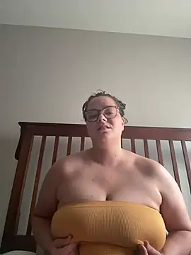 Ms Ava BB online show from August 4, 8:26 pm