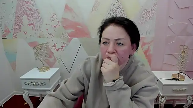 Juliafly3 online show from April 28, 9:46 am