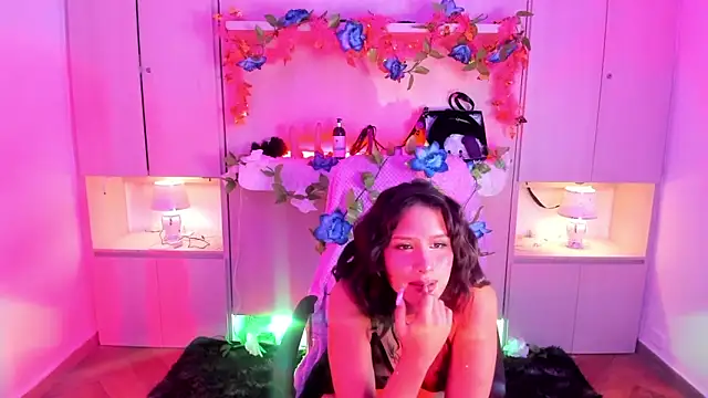 TomieDark  online show from May 28, 4:21 am