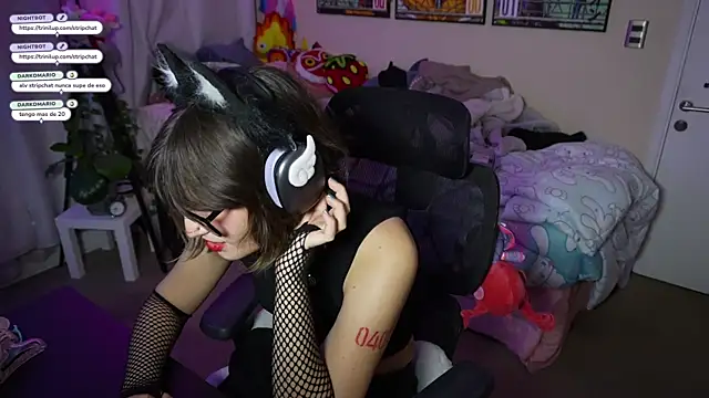 trinilup online show from May 6, 12:36 am