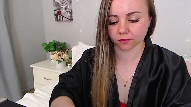 MeryCheris online show from April 29, 5:30 pm
