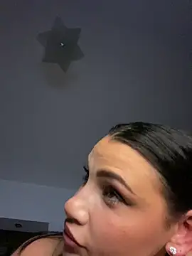 AylaSparkk online show from July 19, 8:55 pm