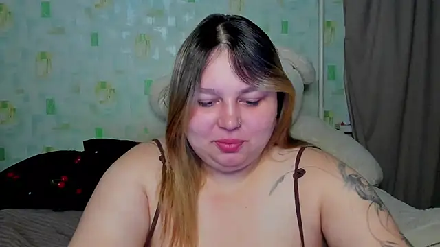 LillyHaigh online show from May 28, 7:12 pm