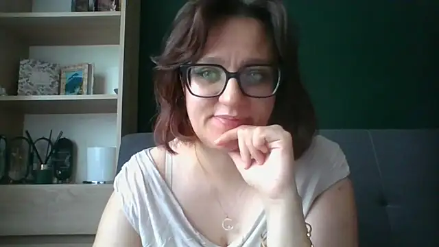 sensual paris online show from July 23, 5:26 am