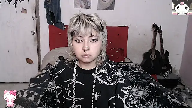 Cute Chrixxx online show from June 6, 2:01 pm