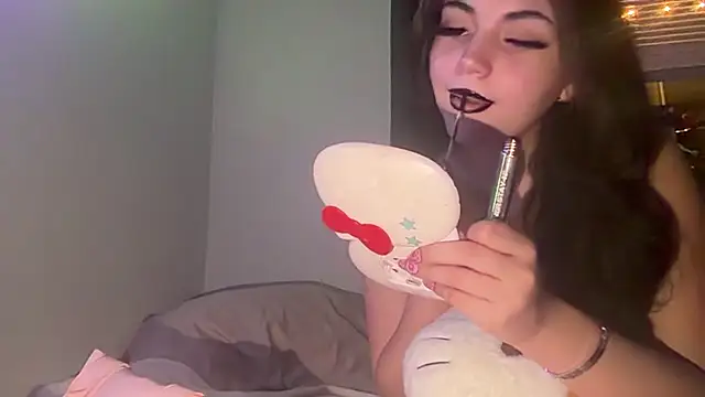 Maddieblairxo online show from July 29, 8:47 am