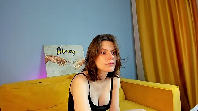 Kira Be11 online show from May 19, 1:01 am
