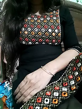 Your khushi71 online show from June 17, 11:39 pm
