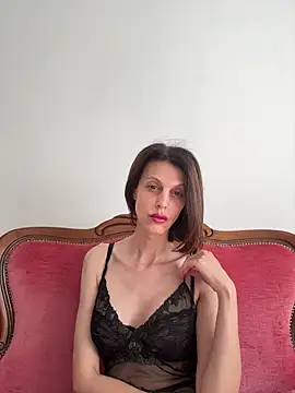 EliseAfterDark online show from April 29, 8:06 am