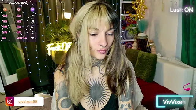 VivVixen online show from June 23, 6:28 pm
