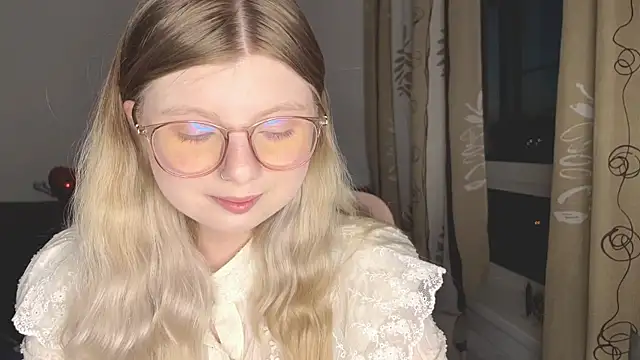 YukiBlush online show from May 24, 10:20 pm