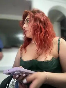 EVE SOLER online show from April 28, 10:46 pm