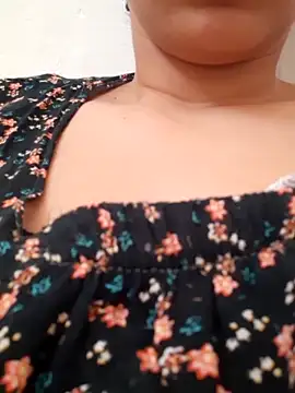 sososix56 online show from June 15, 1:33 pm