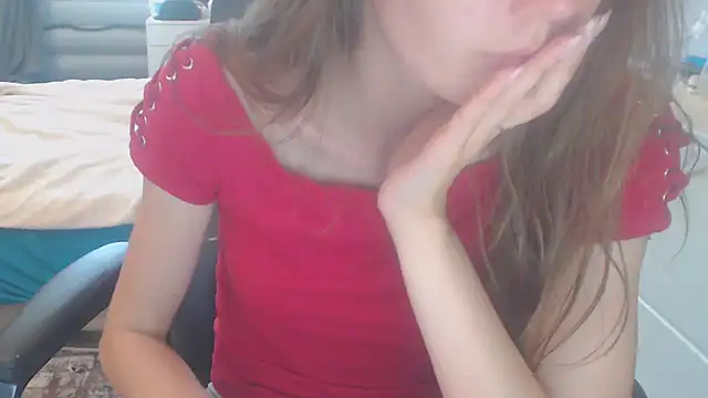 juili juili online show from June 5, 11:27 am