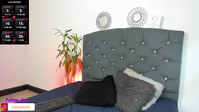 viioletta 00 online show from August 6, 2:46 pm