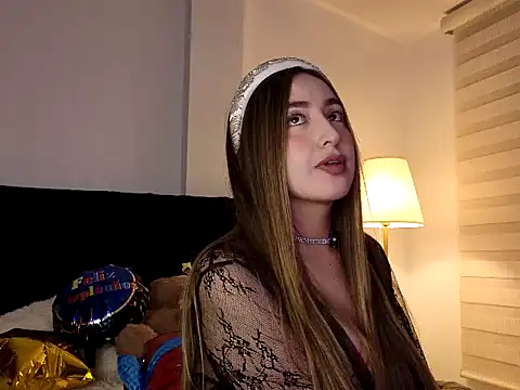 AnastasiaCampbell online show from July 5, 4:19 am