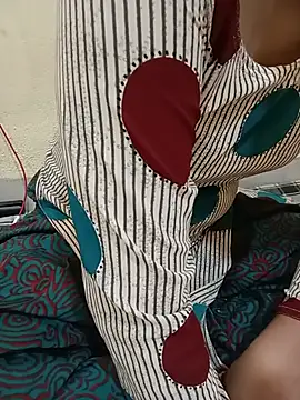 Seema yadav01 online show from July 27, 5:48 am