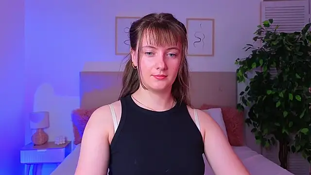 Cutie blushh online show from May 3, 7:12 am