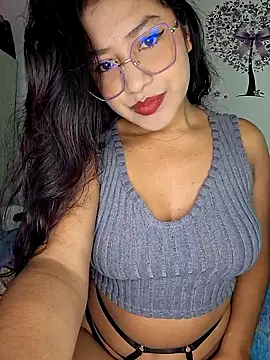 Hot Sophy  online show from May 4, 12:09 pm