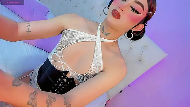 Lexxy Mattell online show from July 31, 5:19 am