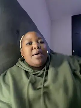 BitchUHonry online show from May 3, 4:10 pm