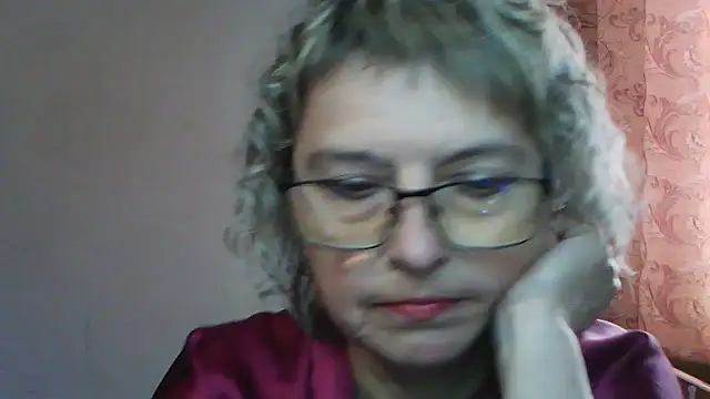ElizabethGorden online show from June 15, 5:40 am