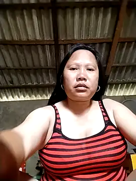 lustfulsister online show from May 7, 5:23 am