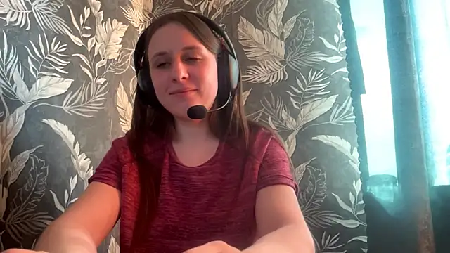 AdeliaMallas online show from May 6, 3:38 pm