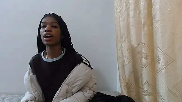 PetiteBarbie 05 online show from July 14, 5:23 am